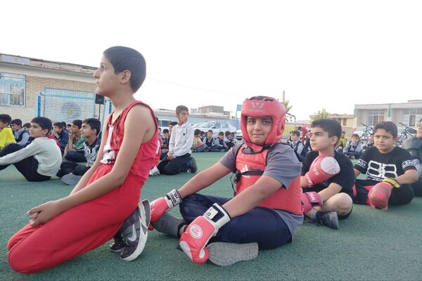 برگزاری برنامه‌های ورزشی و سلامت‌محور در دبستان ۱۵ خرداد دهنو میلاس  