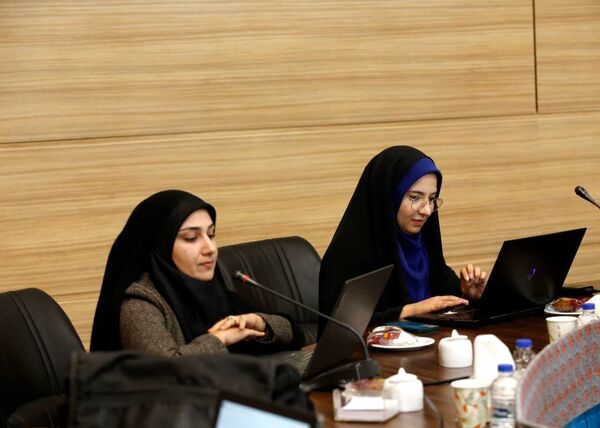اولین نشست خبری استاندار یزد 