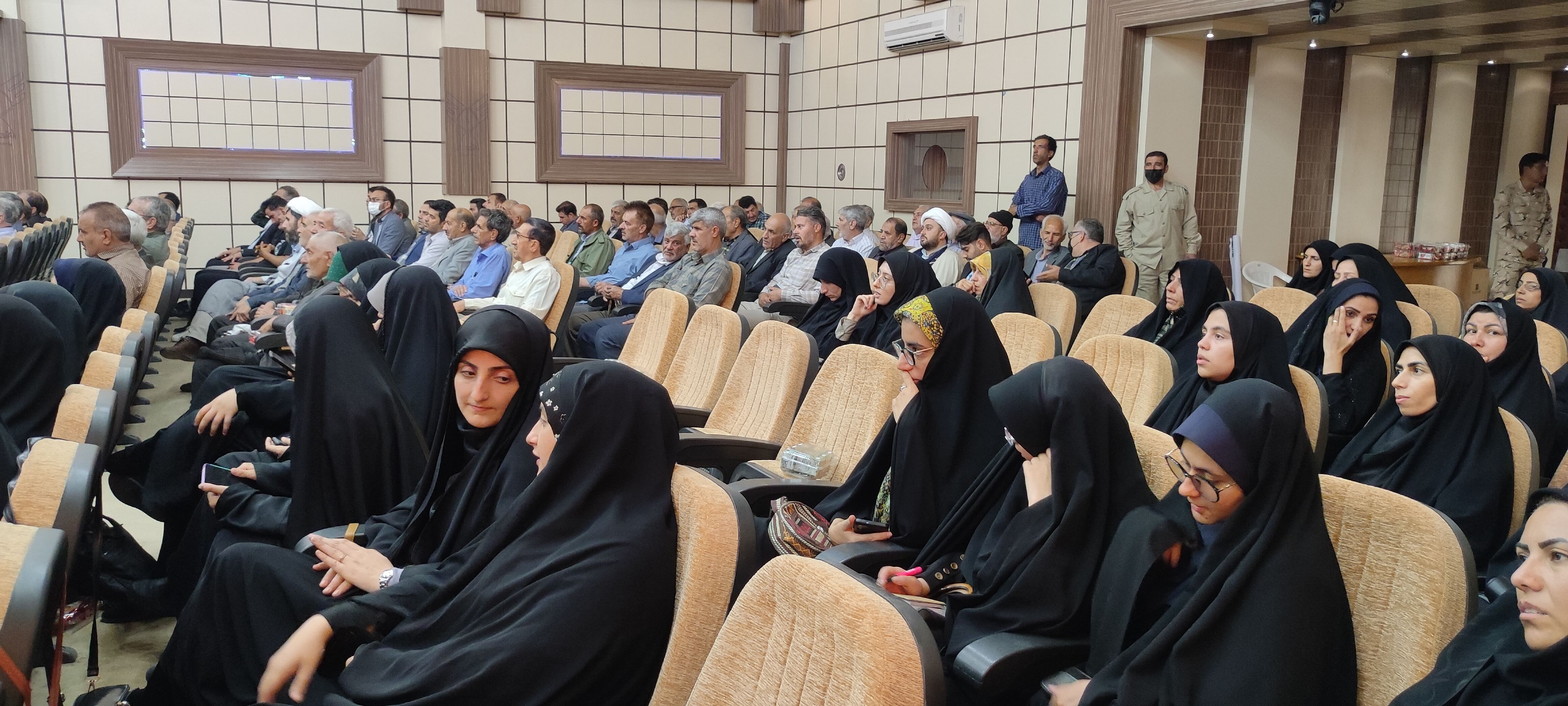 پنجمین آیین سراسری تجلیل و تکریم از پیشکسوتان دفاع مقدس و مقاومت در دانشگاه آزاد شیروان