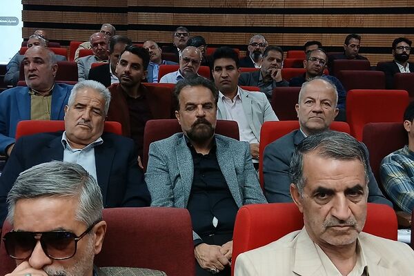 دوره توانمندسازی مدیران و مؤسسان مدارس ابتدایی غیردولتی شهرستان‌های تهران 