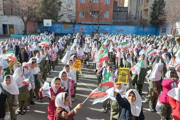 طنین زنگ انقلاب در مدارس شهرستان شهریار 
