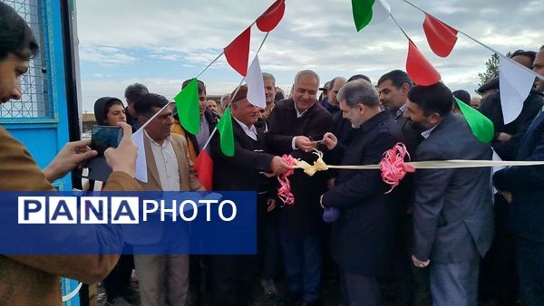 افتتاح زمین چمن مصنوعی شهدای روستای شهوار