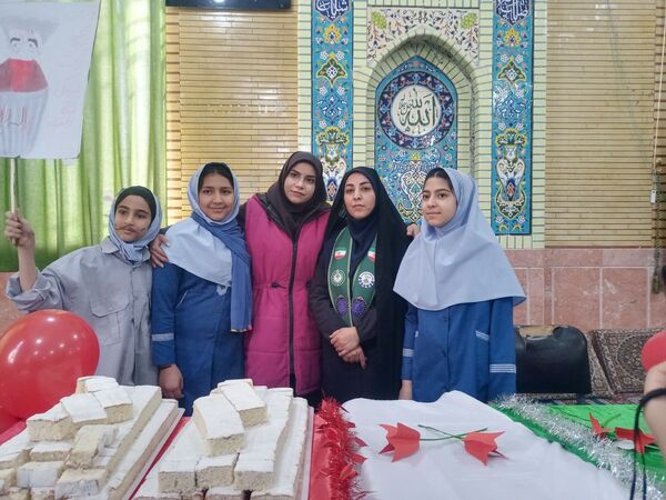 جشن باشکوهی به مناسبت ایام الله دهه  فجر در حسینیه شهر بار