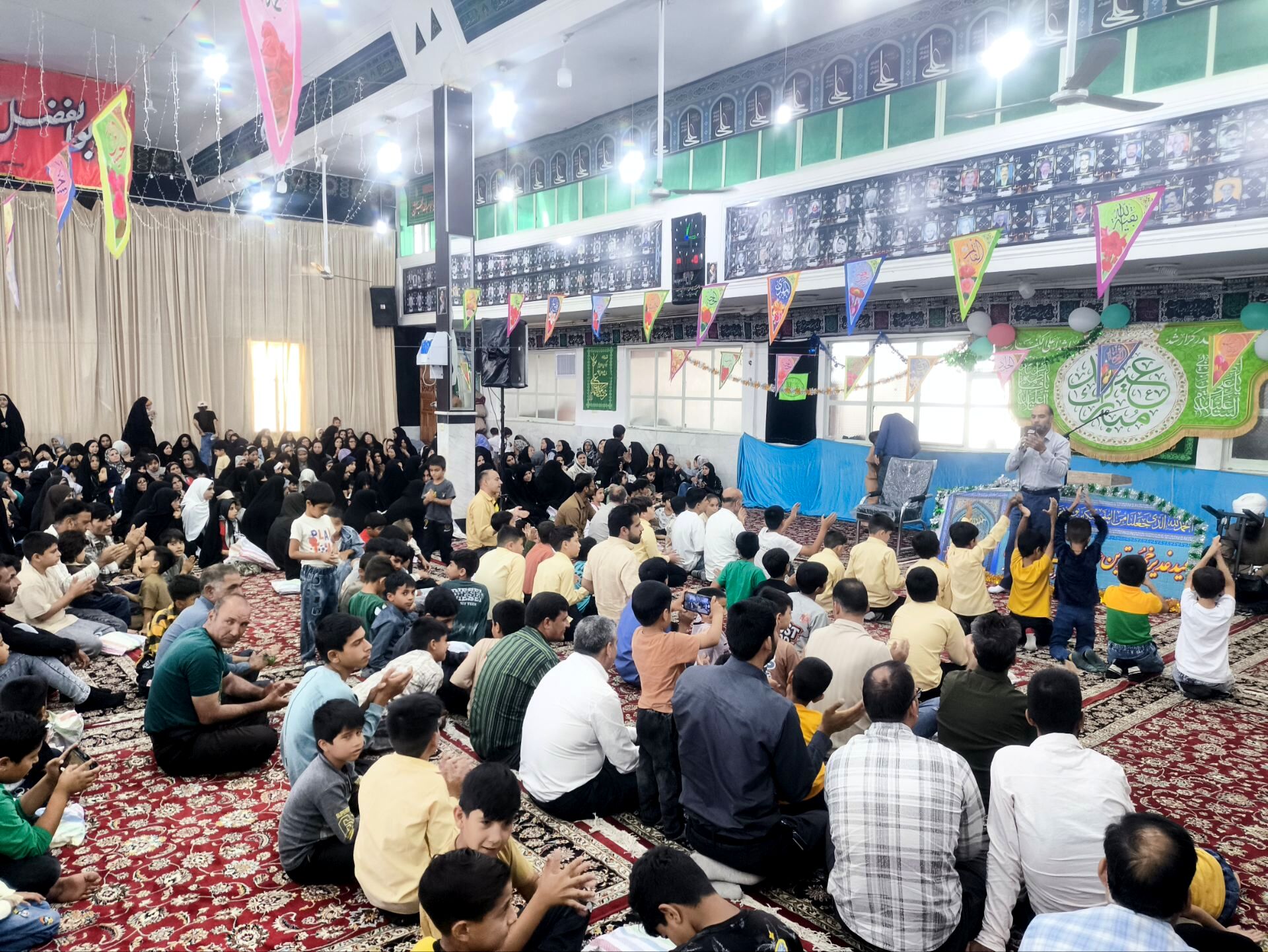 جشن باشکوه عید غدیر با حضور پرشور مردم در حسینیه حیدری فدافن 