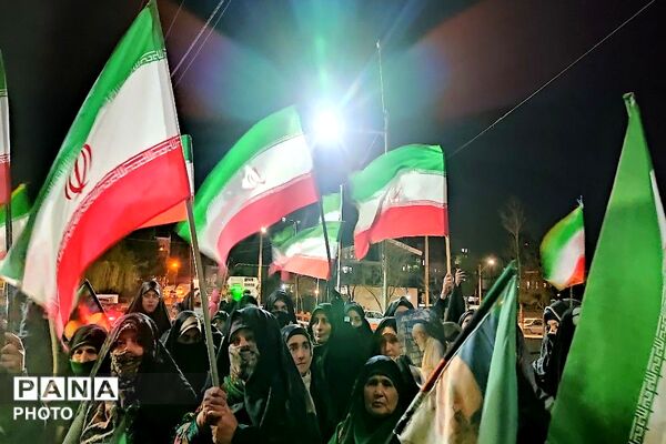 هستیم بر عهدی که بستیم