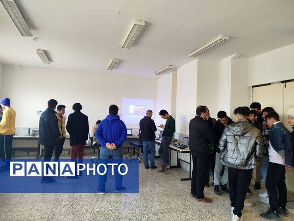 افتتاح نمایشگاه دست‌سازه‌های هنرستان خوارزمی سملقان