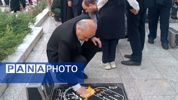 مراسم غبارروبی لاله زار شهرستان نیشابور به مناسبت گرامیداشت هفته معلم 