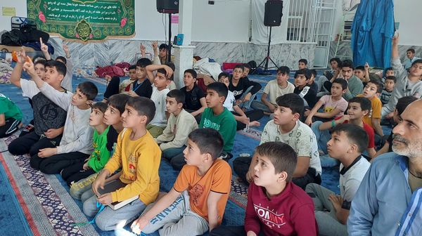 حضور مسئولان آموزش و پرورش در جمع دانش آموزان معتکف جلگه رخ