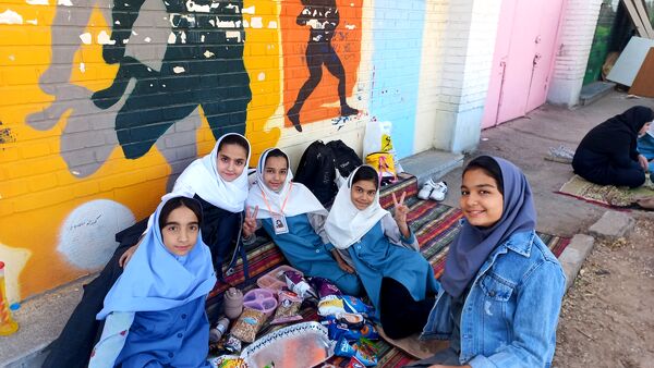 شادی و نشاط در روز جهانی کودک در دبستان لطیفه 