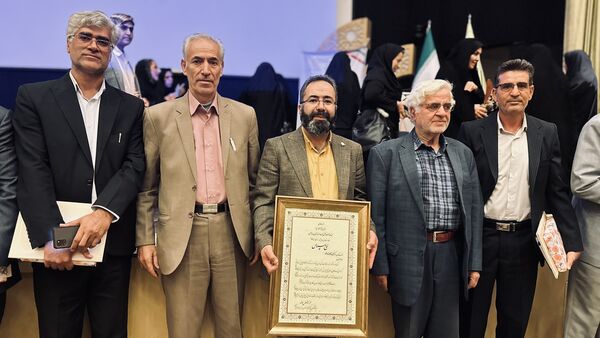 بزرگداشت‌ هفته پیوند و تجلیل از انجمن‌های اولیا و مربیان برتر استان مرکزی در سطح کشور