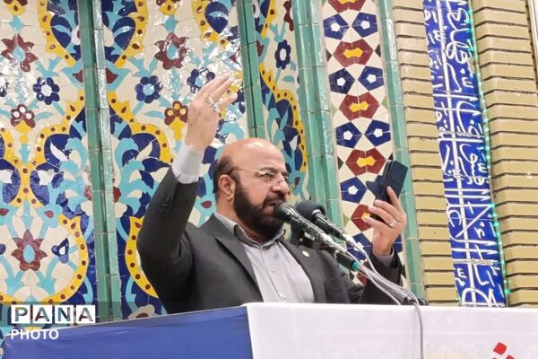  آیین عید قربان با حضور نمازگزاران در مسجد علی‌ابن‌ابی‌طالب(ع) رودهن