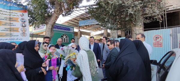 استقبال از دانش آموز شیروانی دارنده مدال برنز جهانی المپیاد علوم زمین