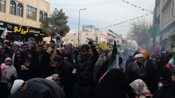 جلوه هایی از راهپیمایی جشن پیروزی انقلاب در شهر قم