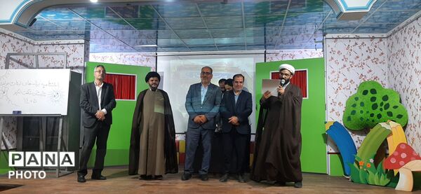 اختتامیه برنامه های تابستان شگفتانه در کانون تربیتی معراج قم