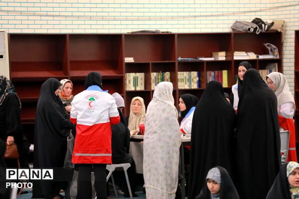 نماز جمعه ساوجبلاغ؛ تجلی معنویت، بصیرت و وحدت
