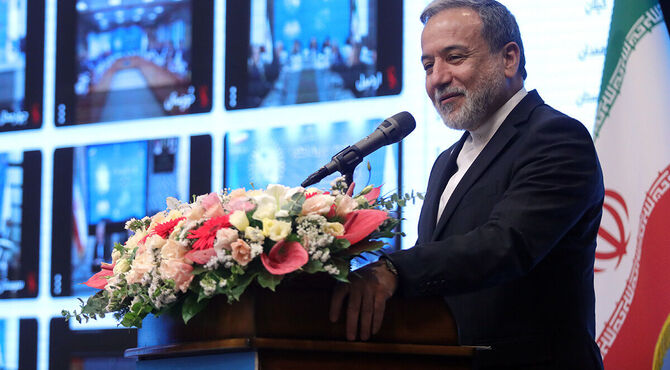 نظام تعلیم و تربیت می‌تواند عامل قدرت کشور باشد/ فعالیت 76 مدرسه ایرانی در 38 کشور جهان