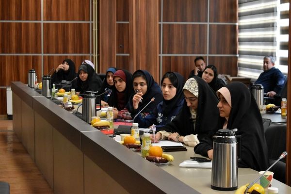 جلسه هم‌اندیشی خبرنگاران پانای شهر تهران