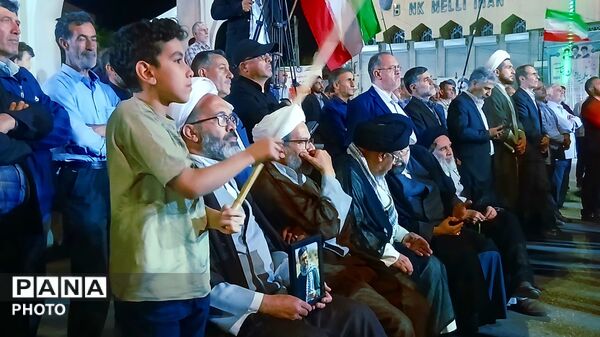 طنین فریادهای «وعده صادق ۵» در تجمع مهرورزی