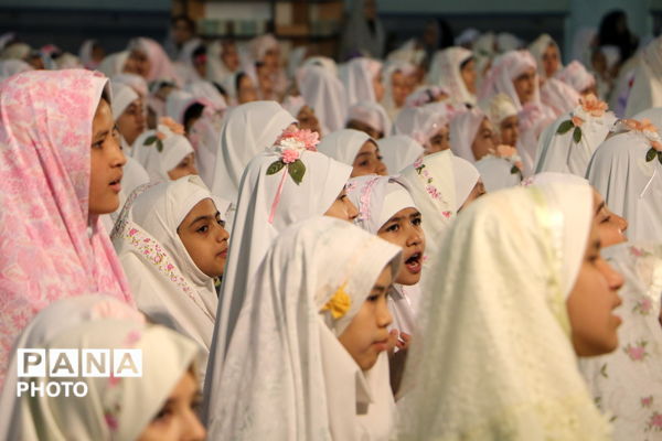 جشن تکلیف دختران؛ گامی معنوی در مسیر آرمان‌های تربیتی