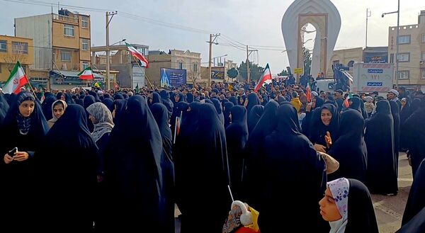 حضور باشکوه مردم جاجرم در جشن چهل و پنجمین فجر انقلاب