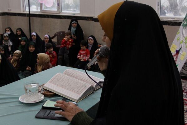 جشن نیمه شعبان و محفل انس با قرآن کریم در آستانه امامزاده سید لطیف(ع) نسیم‌شهر