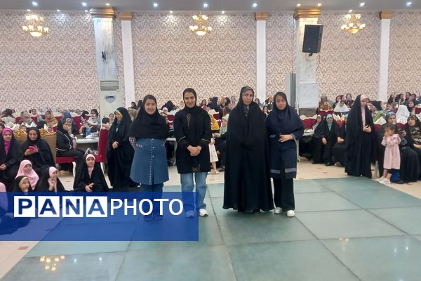 برگزاری جشن میلاد بانوی کرامت در هتل سامان شهرستان قرچک 