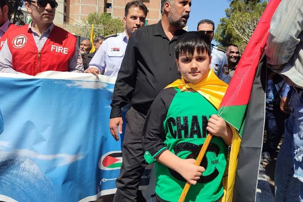 حضور باشکوه مردم رباط‌کریم در راهپیمایی روز قدس 