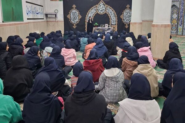 در سوگ مادرِ وفا