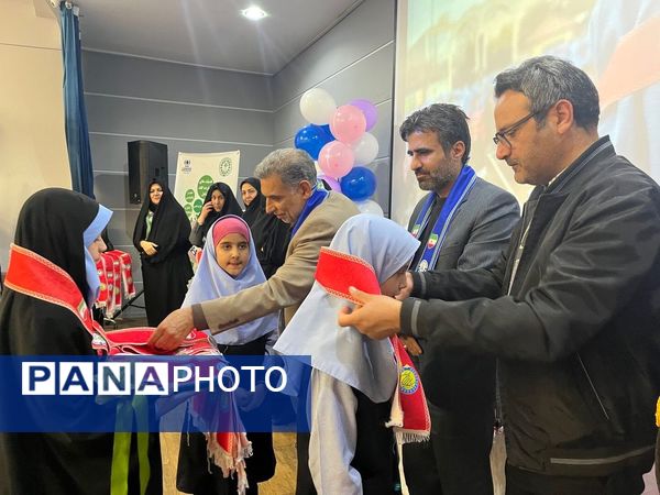 مراسم تحلیف پیشتازان دبستان آرمینه مصلی نژاد ناحیه۶ مشهد