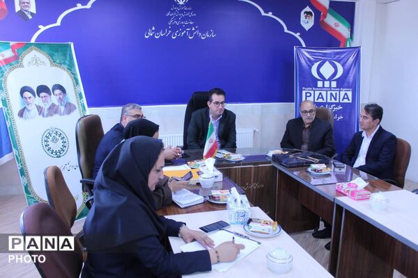 دیدار مدیرکل آموزش‌وپرورش خراسان شمالی با خبرنگاران دانش‌آموز پانا