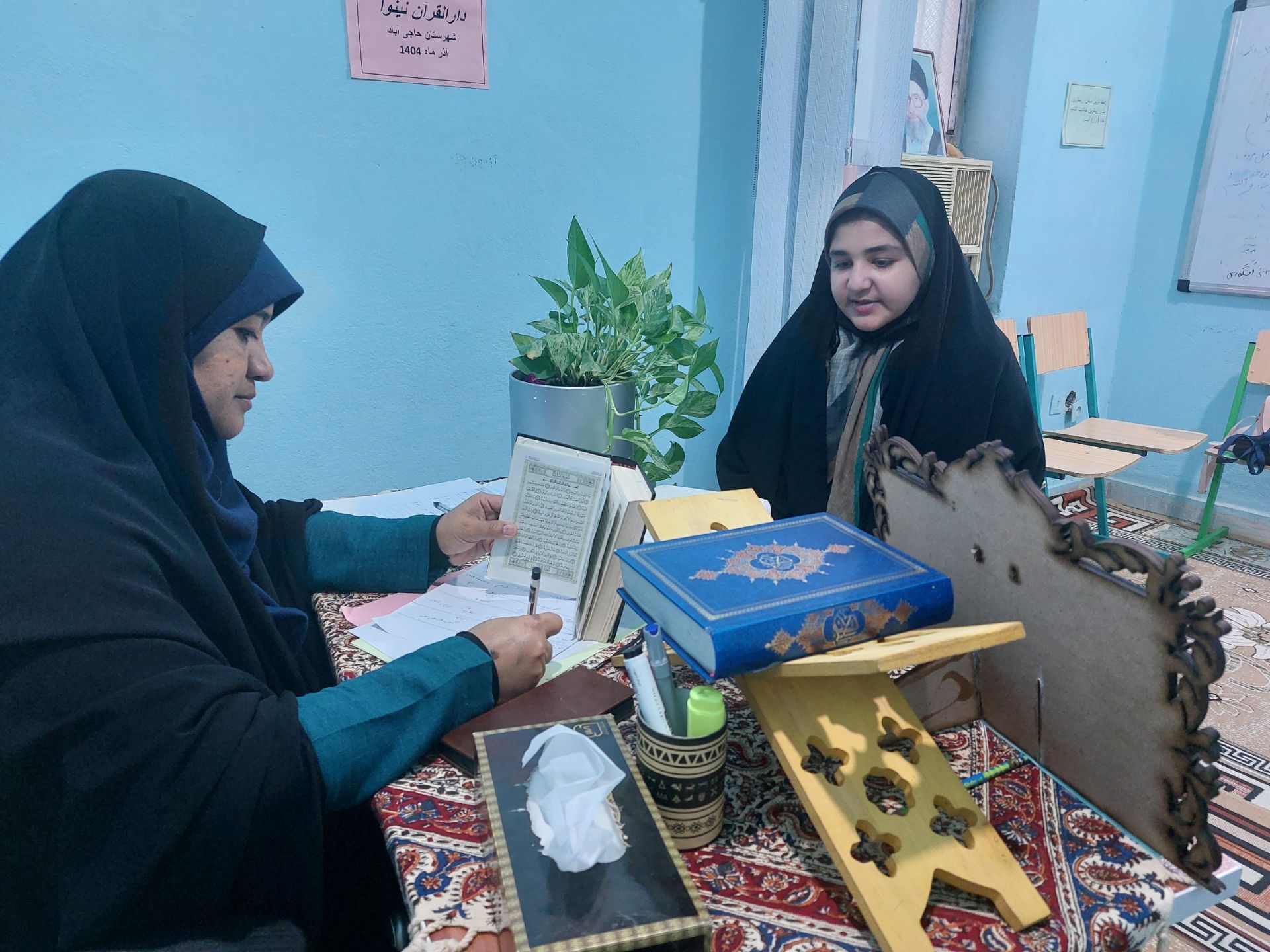 دارالقرآن نینوا حاجی‌آباد میزبان آزمون ارزیابی حافظان قرآن کریم