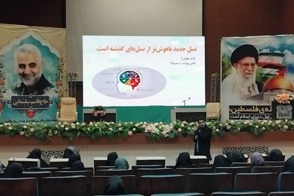 کارگاه سواد رسانه‌ای با موضوع زیست دیجیتال نوجوان امروز 