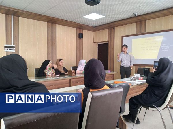 جلسه سوم کلاس‌های «گامی برای بیان شما» خبرگزاری پانا آذربایجان‌شرقی