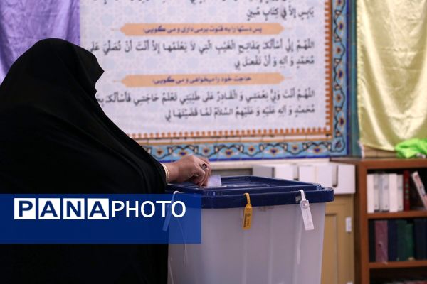 حضور پرشور مردم گلستان پای صندوق‌های رأی