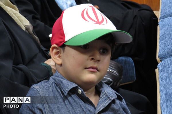 تقدیر از معلمان و شاعران اسلامشهر