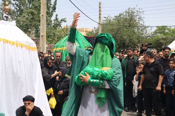 سنت قدیمی شبیه‌خوانی و خیمه‌سوزی در تبریز