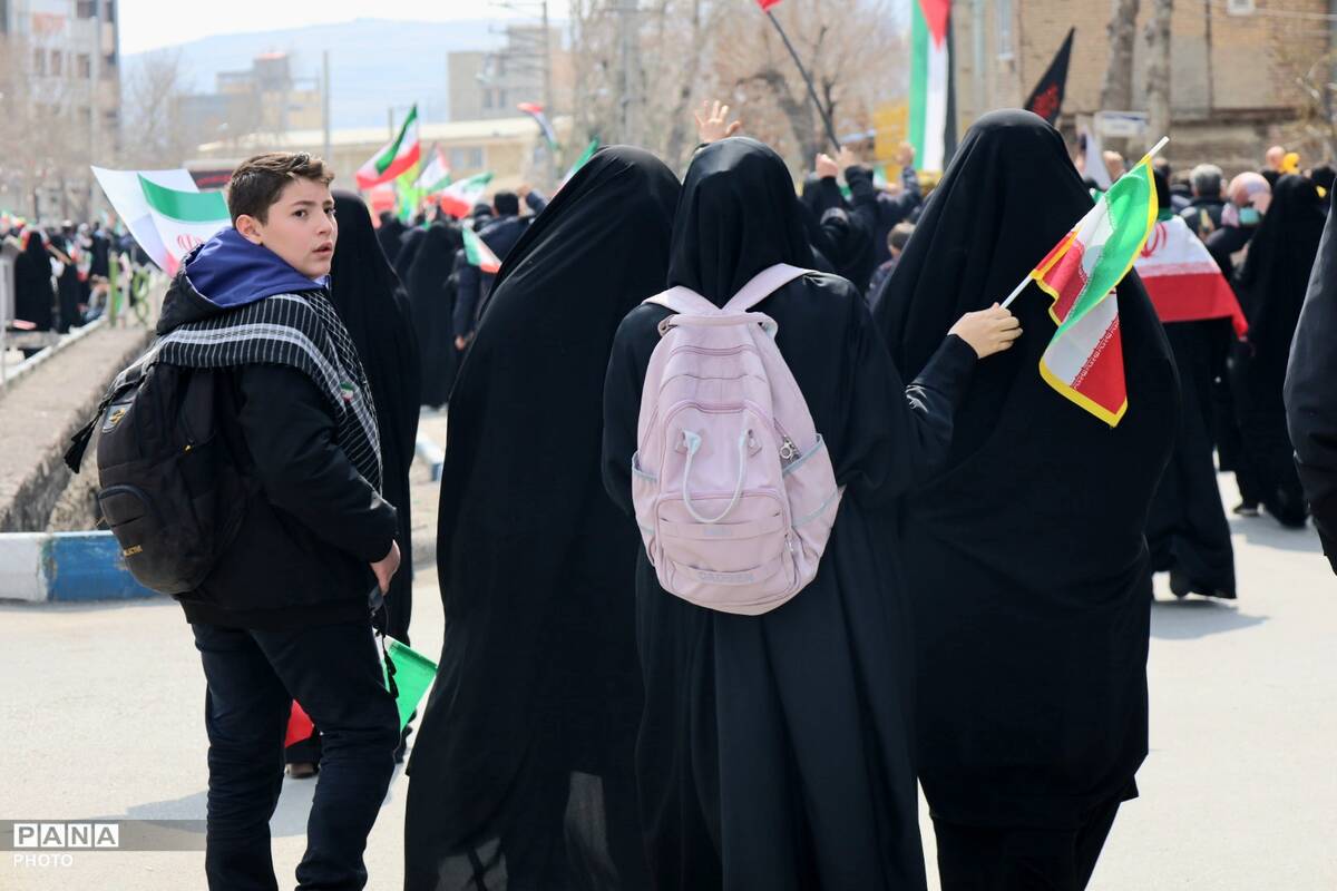 کوله‌پشتی فرشته‌ها در آذربایجان غربی