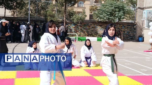 المپیاد ورزشی در دبیرستان کوثر فرهنگیان