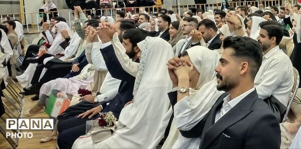 جشن بزرگ ازدواج ۱۳۰ زوج جوان دانشجو در همدان