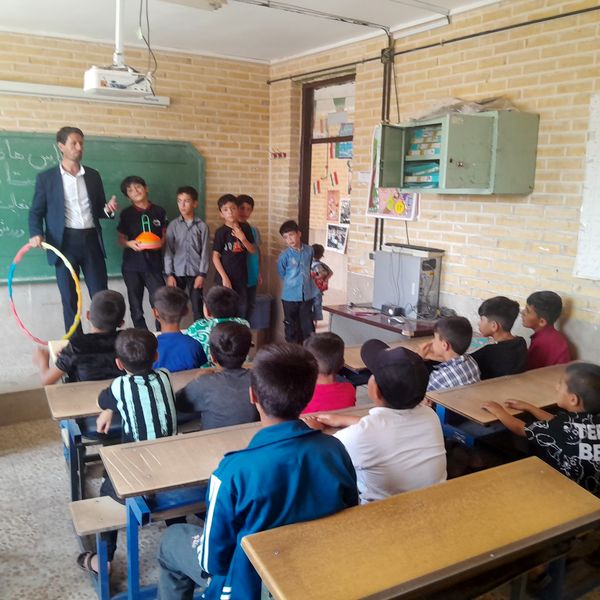 کلاس‌های داغ تابستانی روستای پارام