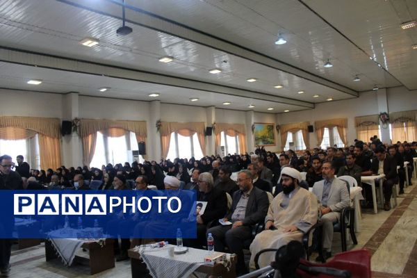 اختتامیه پنجمین دوره ملی لاله‌های روشن در مازندران 