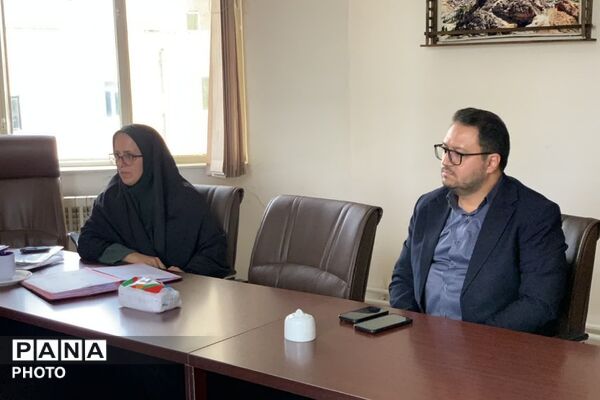 تجلیل از قهرمانان صبور فیروزکوه؛ پاسداشت سال‌های اسارت و ایستادگی آزادگان سرافراز