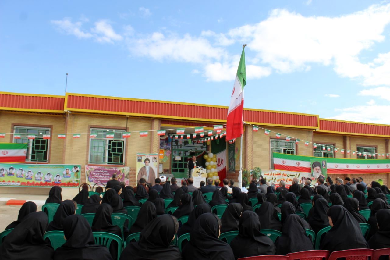 آغاز پرشور سال تحصیلی در ملکان با جشن دانش‌آموزی