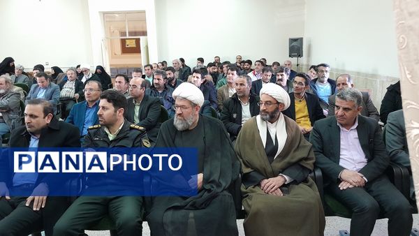 تکریم و معارفه سرپرست معاونت فرمانداری و بخشداران بخش مرکزی و بخش شیدا شهرستان بن