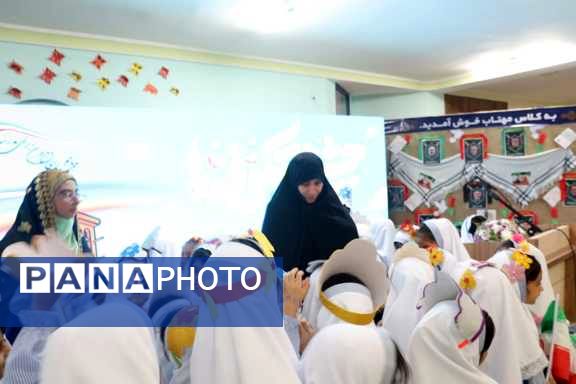 آغاز فصل شکوفه ها در بندرعباس 