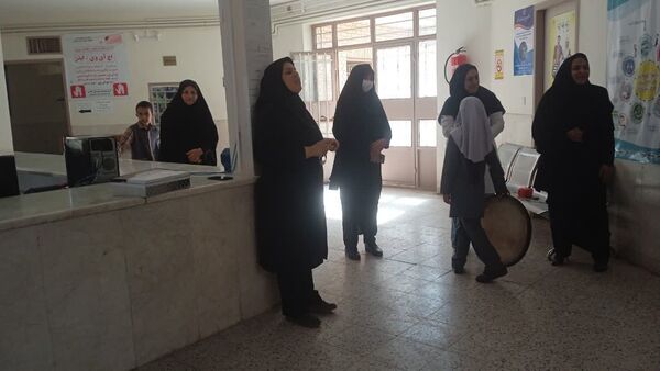 تبریک روز پرستار به کارکنان درمانگاه و خانه بهداشت روستای فدافن 