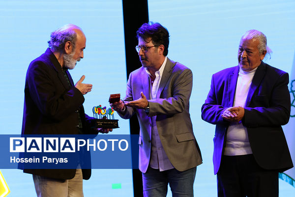 آیین اختتامیه دومین دوره جشنواره نمایش عروسکی تلویزیونی «عروسک خونه»