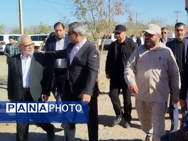 افتتاح نیروگاه خورشیدی ۳ مگاواتی (پیشرو صالح)  کاشمر با حضور استاندار خراسان رضوی