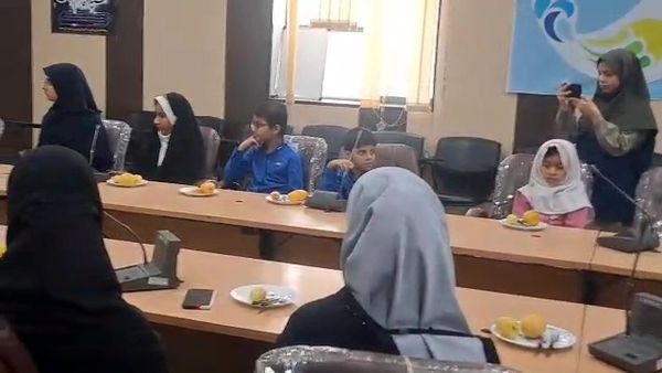 مراسم تقدیر از دانش‌‌آموزان فعال خبرگزاری پانا در میناب