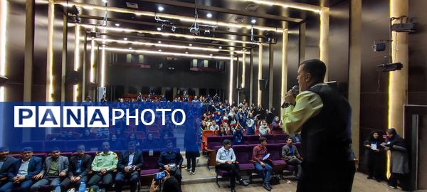 اختتامیه مسابقات ورزشی آموزشگاه هیhت امنایی ضحی ۲ در سالن غدیر شیروان